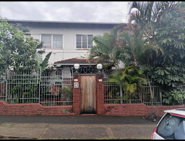 2 BEDROOM FLAT FOR SALE IN GLENWOOD